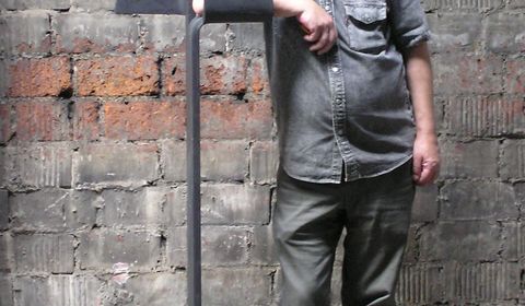Der Metallgestalter Thomas Gustav Kenngott aus Heilbronn wurde mit dem einmalig vergebenen Handwerkspreis der Handwerkskammer Reutlingen ausgezeichnet. Foto: privat